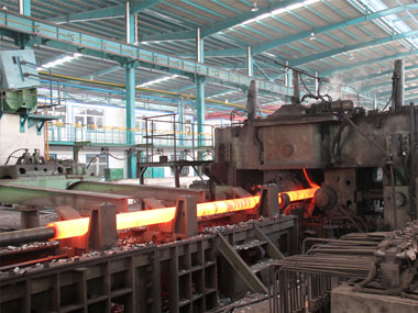 上海无缝钢管厂家生产线